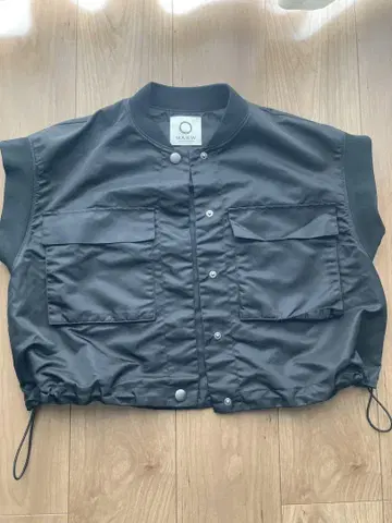 MARW UNITED ARROWS 블랙 베스트