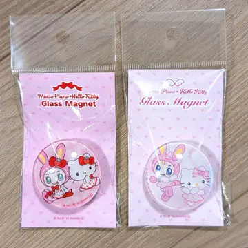 가격 인하 메조 피아노 x 헬로키티 유리 마그넷 2개 세트