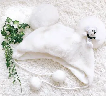 TDR 한정판 미키 팬캡 화이트 복슬복슬 귀도리 포함 58cm