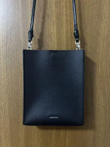 HARE 숄더백