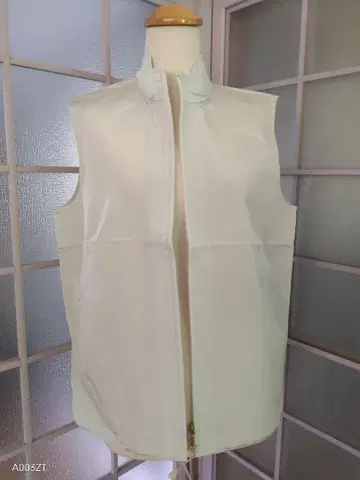 택 포함 PICONE 피코네 나일론 베스트 집업 민트 그린