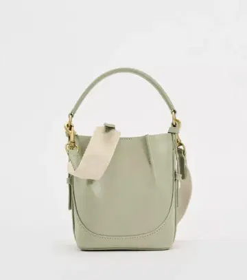 [ 새상품 ] ZARA 라이트 그린 숄더백