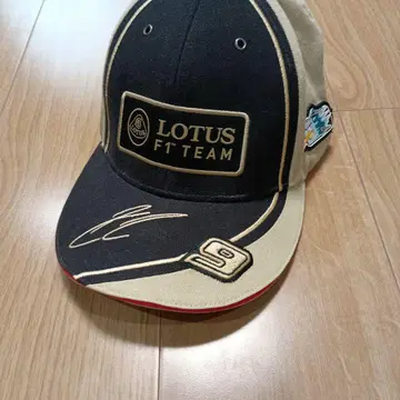 새상품급 LOTUS F1 TEAM 캡 블랙 베이지 모자 키미 라이코넨