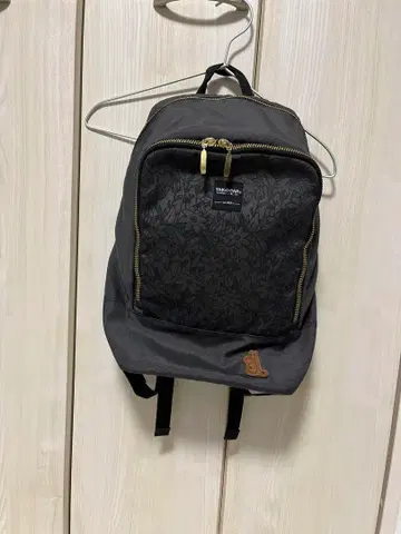 yakpak 무민 콜라보 백팩 데이백 꽃무늬 그레이