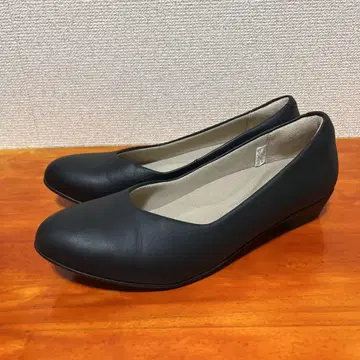 무인양품 가죽 펌프스 블랙 24.5cm
