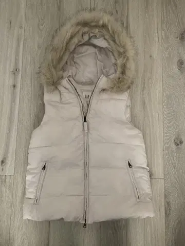 GAP 다운 베스트 퍼 베이지 화이트 베이지 XXS