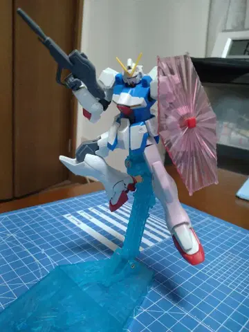 HGUC 빅토리 건담 (조립 완료)