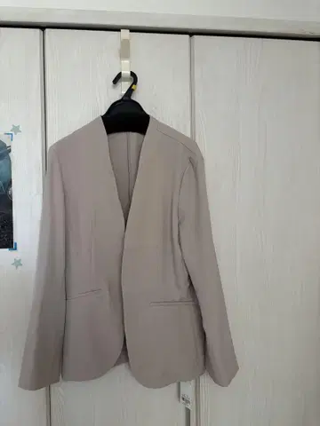 베이지 노카라 자켓
