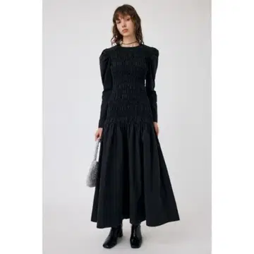 [ MOUSSY ] 블랙 개더 롱 원피스 긴팔