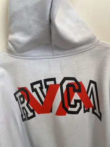 RVCA 후드티 로고 프린트