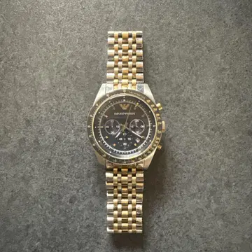 EMPORIO ARMANI 크로노그래프 시계