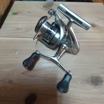 시마노 나스키 C-3000 약간 가격 인하