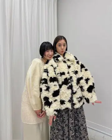 CLANE Cow Boa Blouson 9/29까지