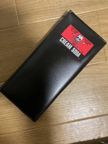 CREAM SODA 블랙 장지갑