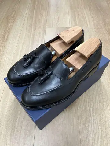 잘란 스리와야 태슬 로퍼