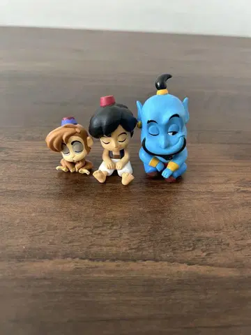 디즈니 어깨 쿵 알라딘