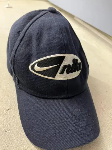 레어  Nike 나이키 90s 6패널 캡 스냅백