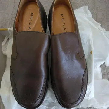 REGAL 브라운 슬립온