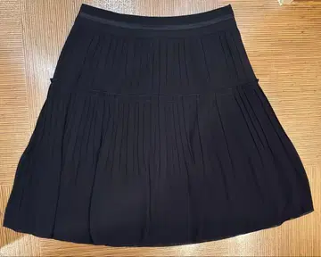 쉬폰 네이비 컬러 플리츠 스커트