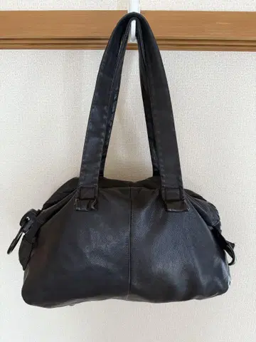 keisuke kanda (케이스케칸다) 블랙 가죽 숄더백
