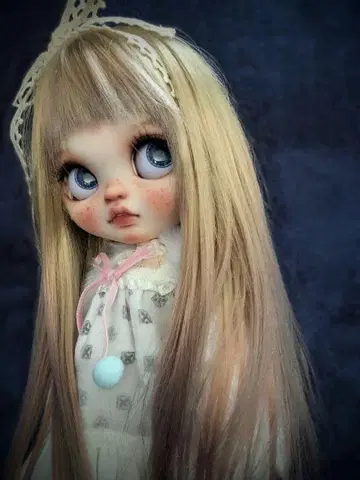 커스텀 아이시 인형 2색 그라데이션 컬러링 앞니 & 주근깨 소녀