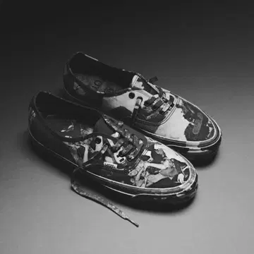 28cm Atiba Jefferson OTW Vans Authentic