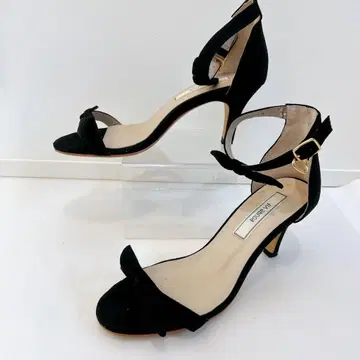 Rouge vif 블랙 리본 앵클 스트랩 샌들 24.5cm