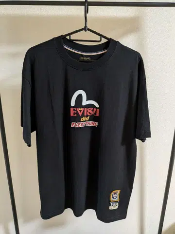 EVISU 블랙 T셔츠 그래픽 디자인