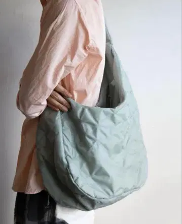 ryaw Leaf Vein Bag 숄더백