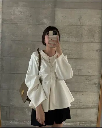 화이트 플레어 슬리브