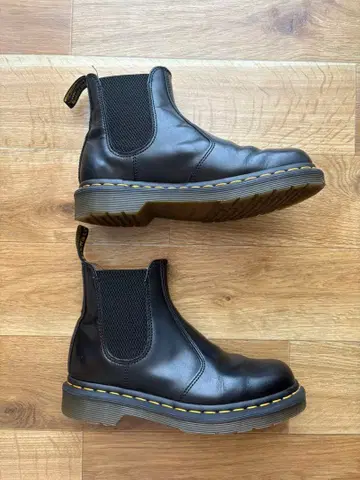 닥터마틴 2976 YS 첼시 부츠 블랙 UK4 (23cm)