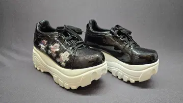 앙크루즈 블랙 통굽 스니커즈 곰돌이 지뢰 양산