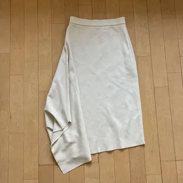 Ballsey 롱 스커트 비대칭 34 사이즈 아이보리