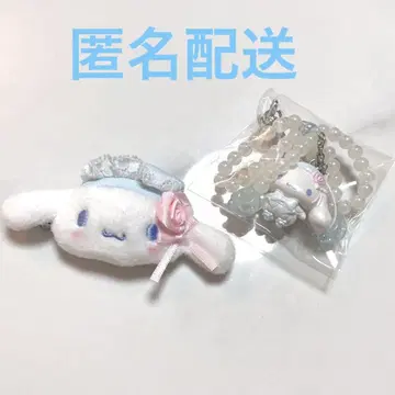산리오 캐릭터즈 화이트 프릴 시나몬 롤 시크릿