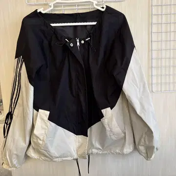 idem bicolor line blouson/리본 달린 나일론 자켓