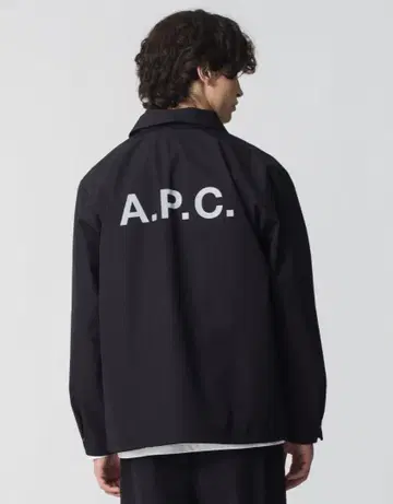 A.P.C. 블랙 자켓