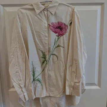 꽃무늬 자수 긴팔 셔츠 시빌라