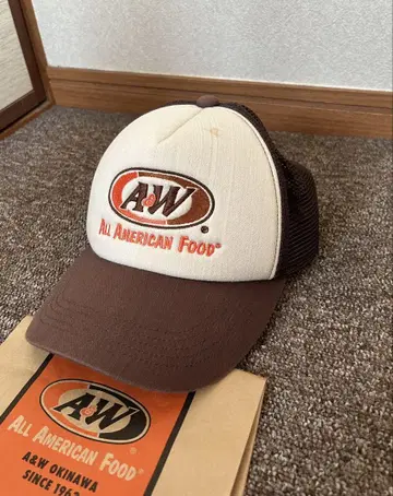 A&W 트래커 캡 화이트/브라운