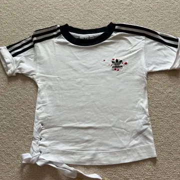 adidas 화이트 T셔츠 사이드리본