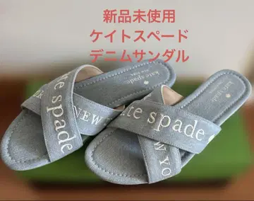 택 포함 미사용 새상품 케이트 스페이드 데님 샌들 반값