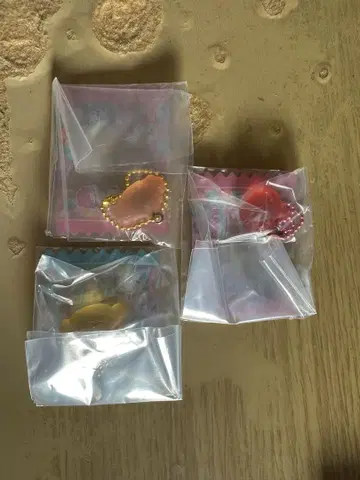 산리오 캐릭터즈 구미 참 구미&미니 파우치