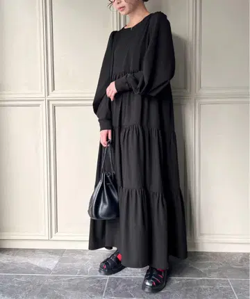 JUNOAH 백리본 티어드 맥시 원피스 블랙 XL