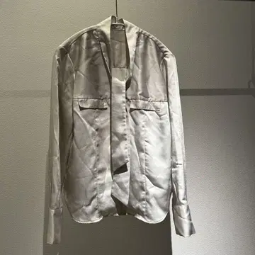 아뉴앙스 Ecru 새틴 보타이 셔츠