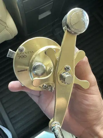 SHIMANO CALCUTTA 700 베이트 낚시릴