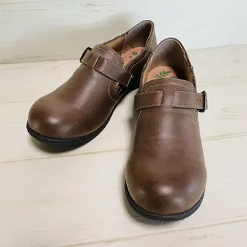 [ 새상품 미사용 ] 펠로페 PENELOPE 여성 신발 24.5cm