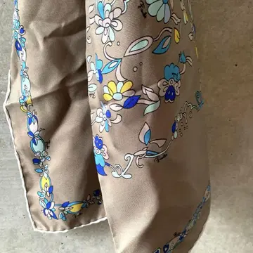 Emilio Pucci 에밀리오 푸치 실크 스카프