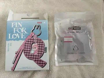 [ U ] POP MART Letter Pendant Blind Box