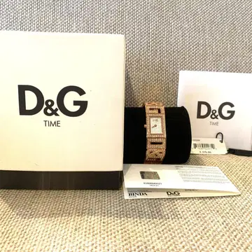 미사용 새상품 초레어! D&G 손목시계 핑크 골드 크리스탈 큐빅