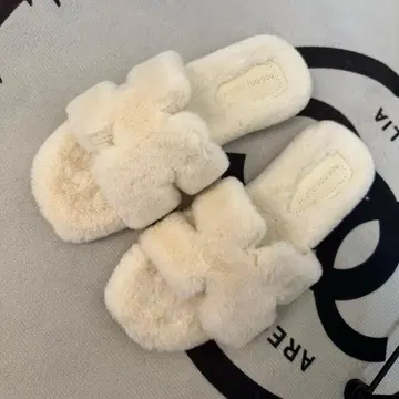 H형 복슬복슬 보아 샌들