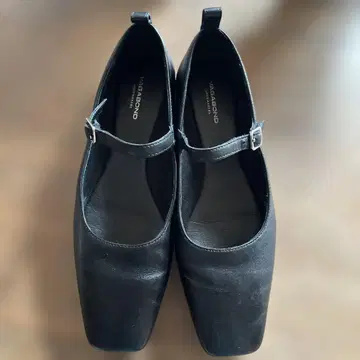 VAGABOND 플랫슈즈
